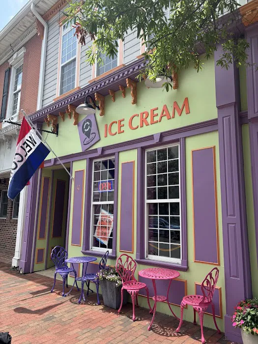 North Pole Creamery Picture 10