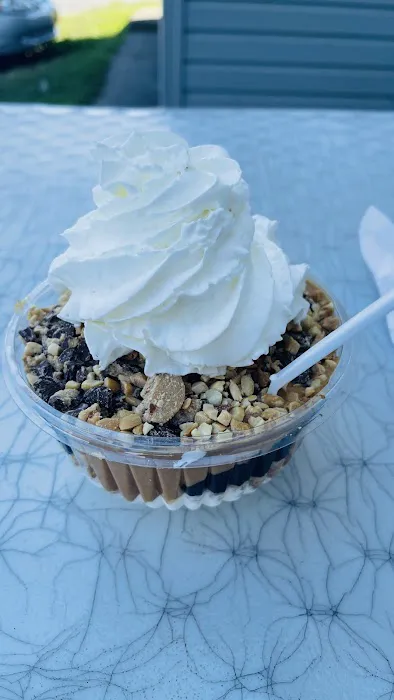Smile's Soft Serve Ice Cream Picture 6