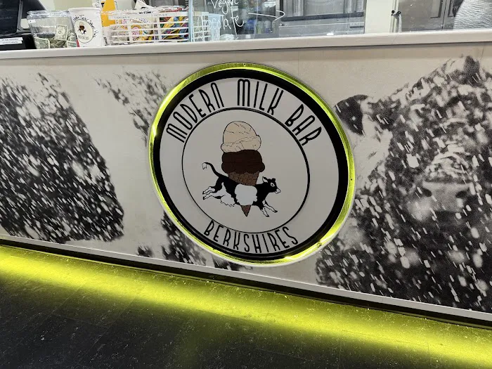 Modern Milk Bar Picture 2