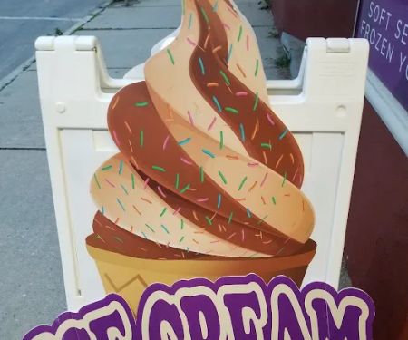 Cravins Soft Serve & Frozen Yogurt