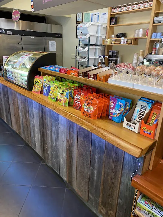 Frannie's Goodie Shop Picture 9