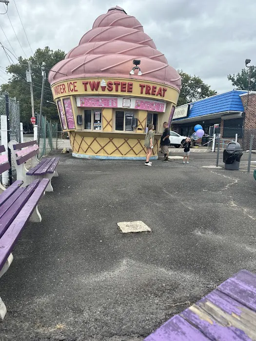 Twistee Treat Picture 8
