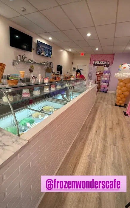 Frozen Wonders Cafe Picture 4