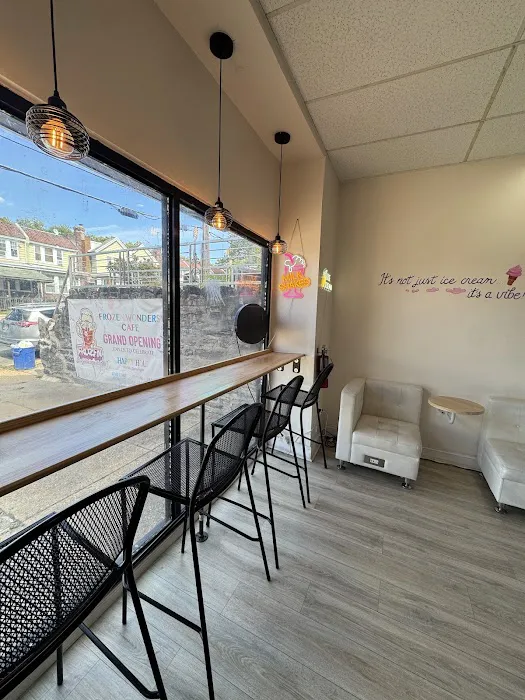 Frozen Wonders Cafe Picture 3