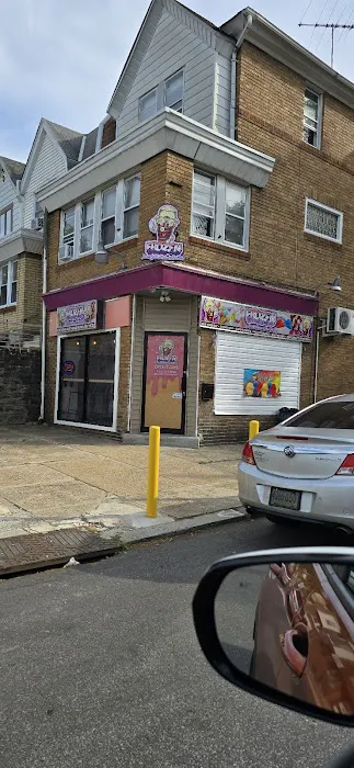 Frozen Wonders Cafe Picture 2