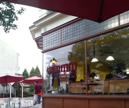 UMMM Ice Cream Parlor