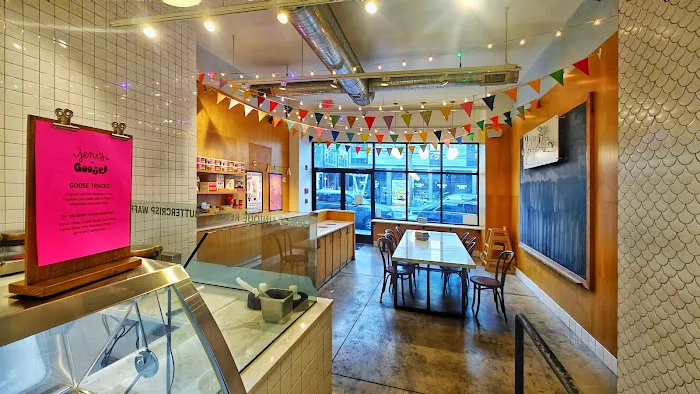 Jeni's Splendid Ice Creams Picture 9
