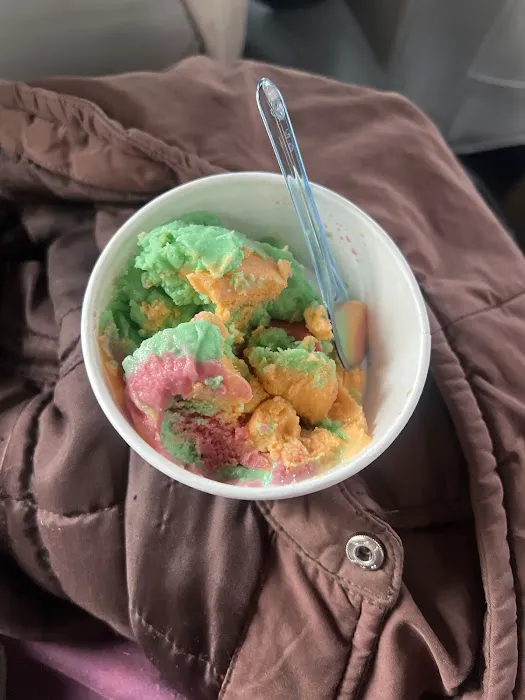 1-900-ICE-CREAM Picture 4