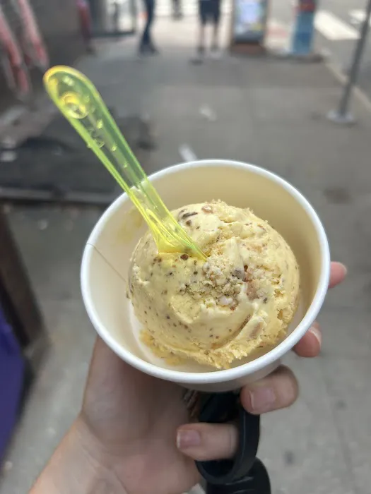 1-900-ICE-CREAM Picture 3