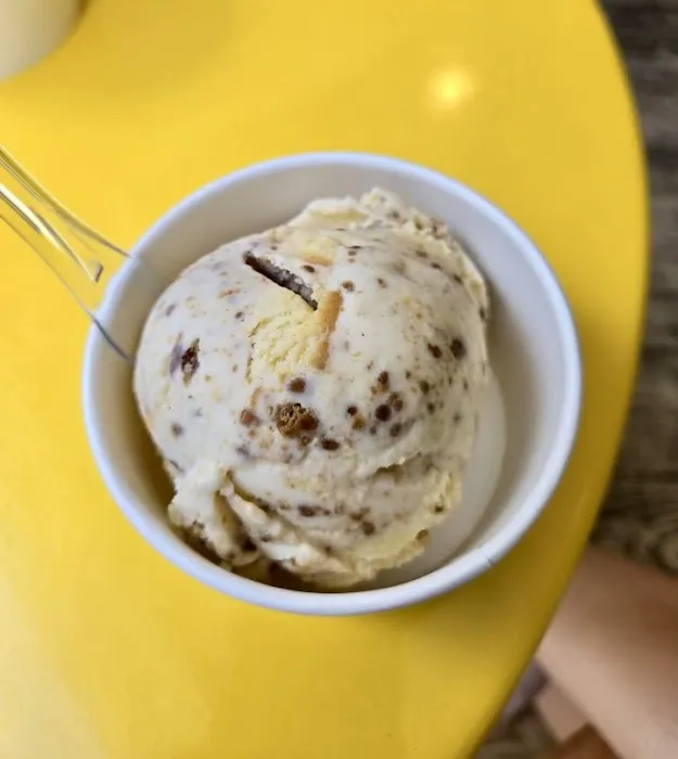 1-900-ICE-CREAM Picture 7