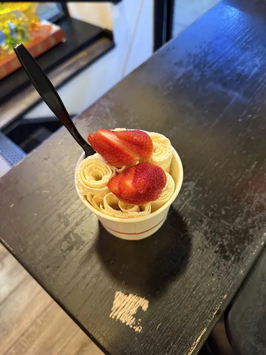 Frozen - Rolled Ice Cream Picture 9