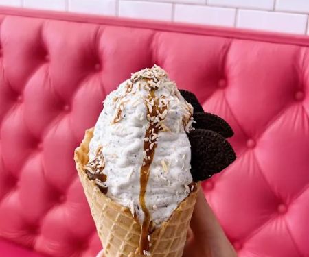 Scoop Deville South St