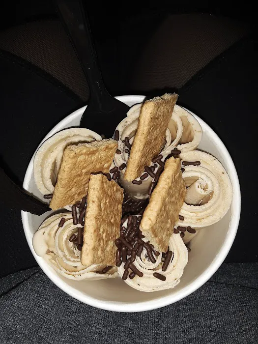 Frozen Rolled Ice Cream Picture 5