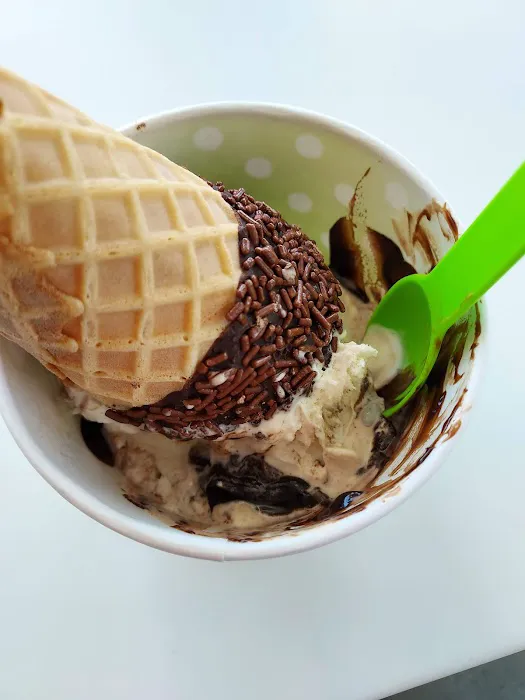 What's The Scoop Picture 7