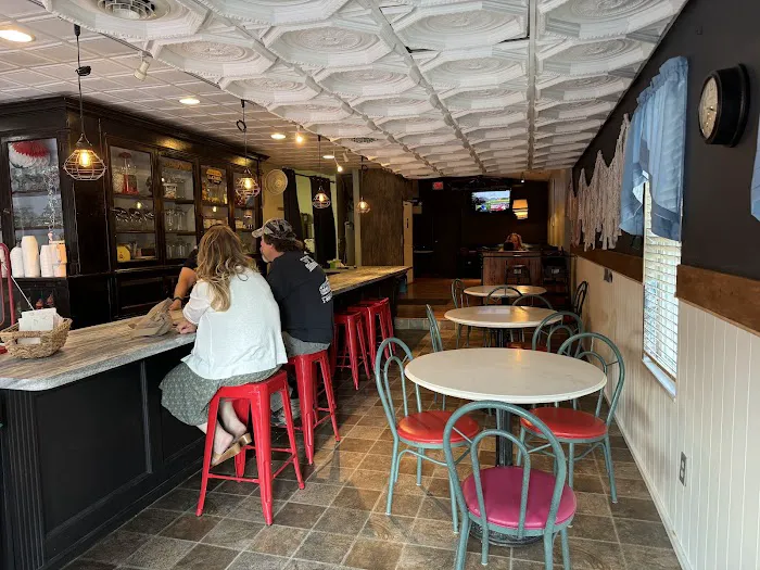 Novellas Creamery Picture 4