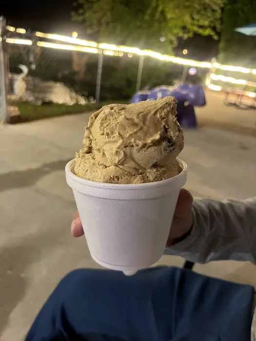 Mueller's Ice Cream Picture 5