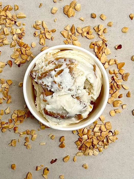 Happy Scoops Ice Cream Picture 3