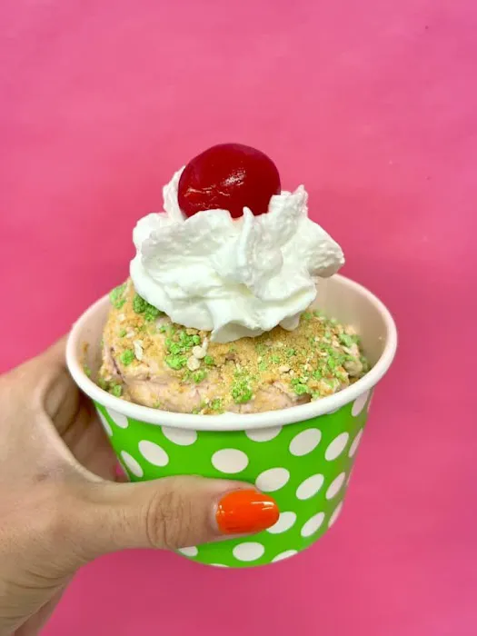 Happy Scoops Ice Cream Picture 5