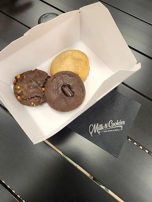 Milk N Cookies Picture 5