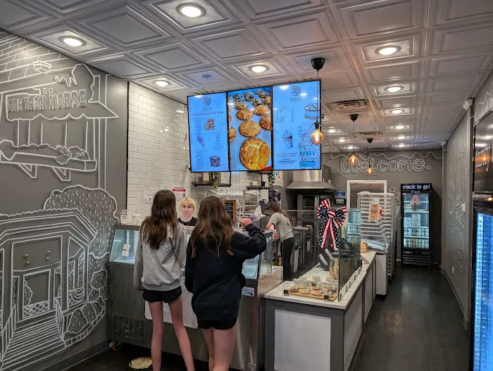 Stack Creamery Picture 3