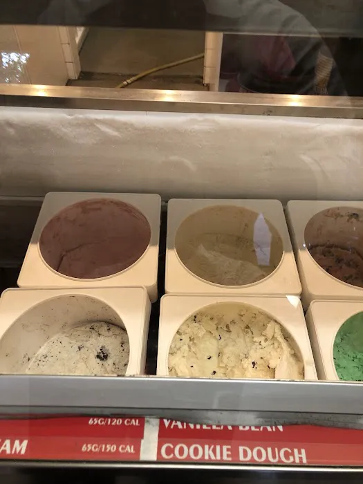 Dairy Queen (Treat) Picture 2