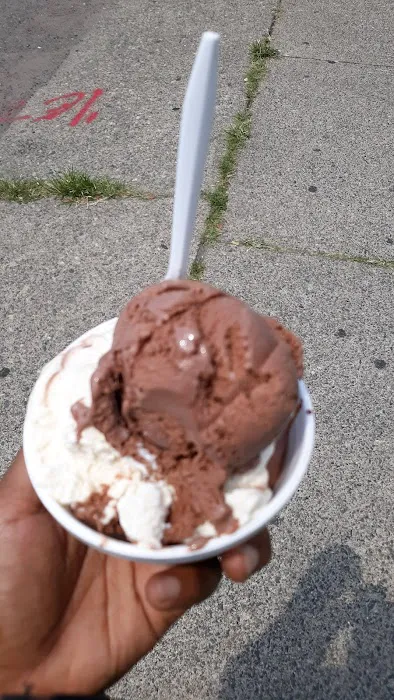 Bachi’s Ice Cream Picture 9
