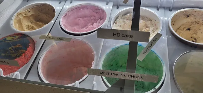 G&G Ice Cream Picture 9
