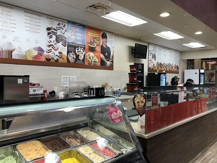 Cold Stone Creamery Picture 6