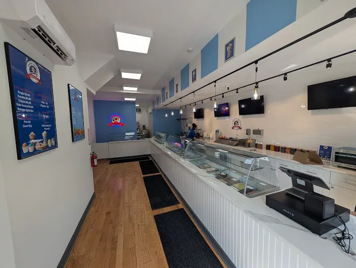 Uncle Louie G Italian ice and Ice Cream Picture 7