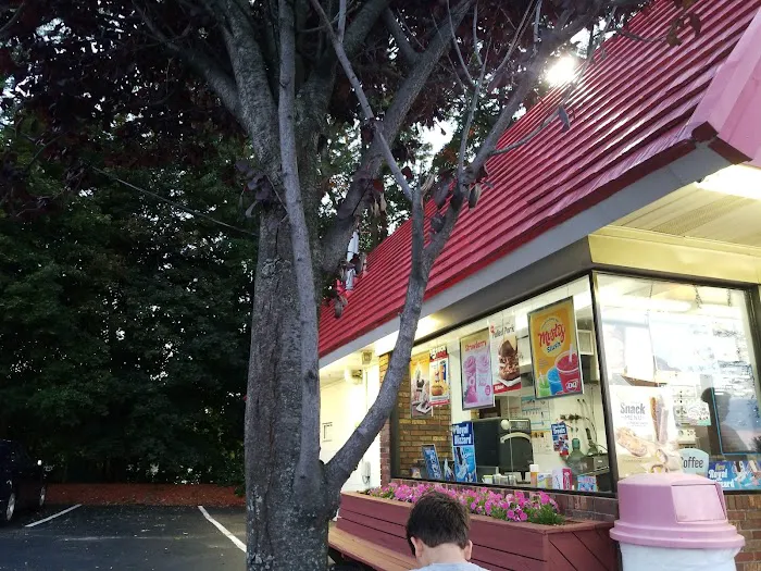 Dairy Queen (Treat) Picture 3