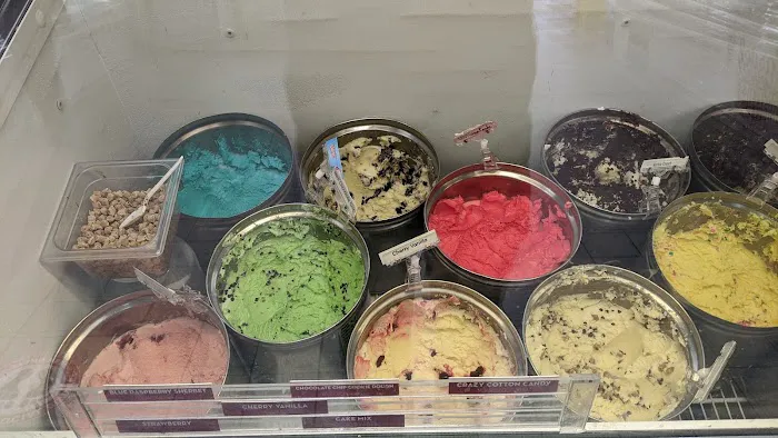 Carvel Picture 4