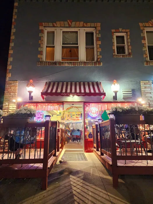 Nina's Sweet Shoppe Picture 6