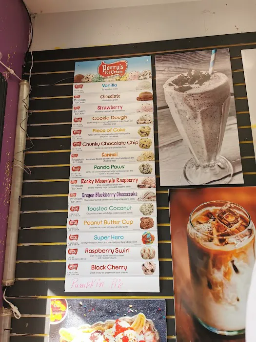 Adirondack Ice Cream Picture 4