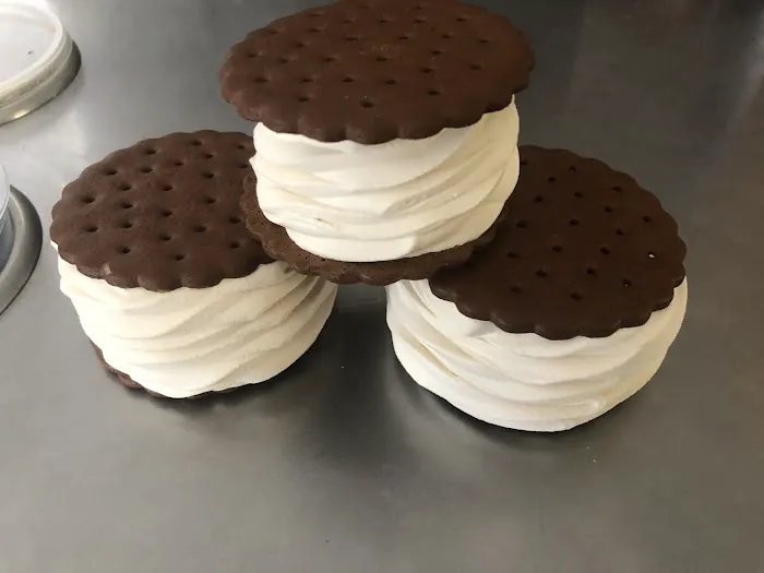 Twin Scoops Inc Picture 2
