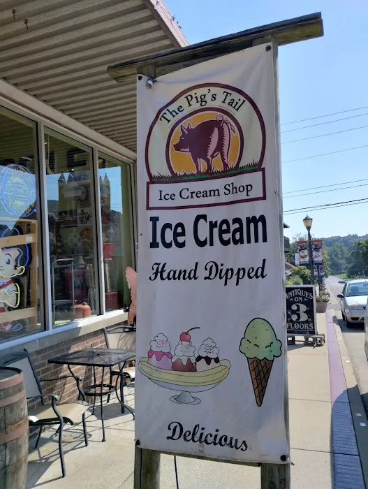 The Pig's Tail Ice Cream Shop Picture 7