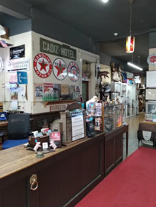 The Pig's Tail Ice Cream Shop Picture 4