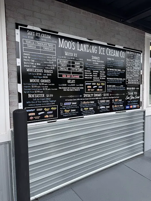 Moo's Landing Ice Cream Company Picture 7