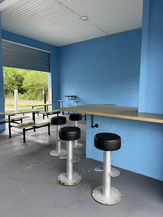 Moo's Landing Ice Cream Company Picture 2