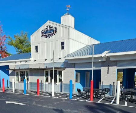 Moo's Landing Ice Cream Company