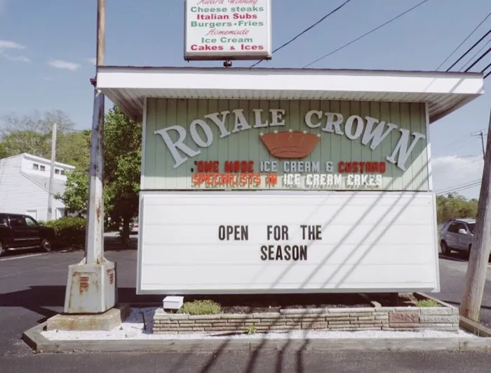 Royale Crown Homemade Ice Cream and Grille Picture 6