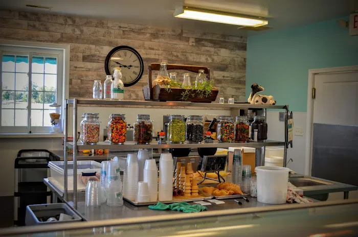 Vanderwende Farm Creamery Picture 6