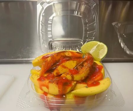 Victorias ice cream y antojitos elados en cono