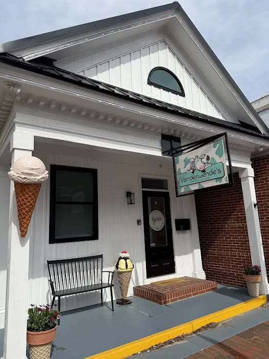 Vanderwende’s Georgetown Picture 4
