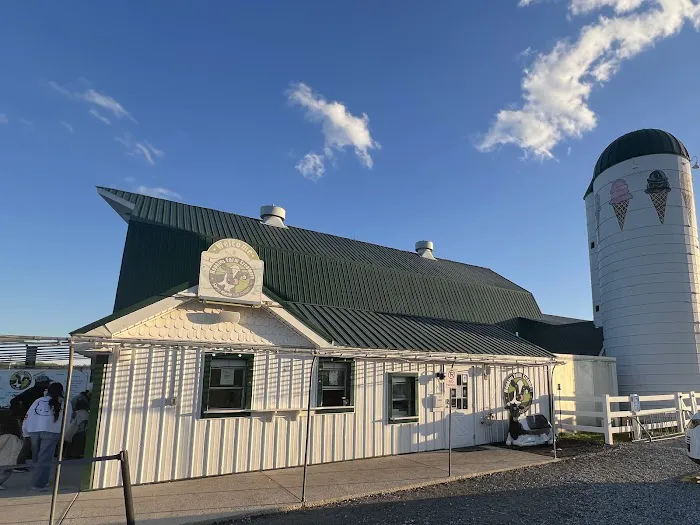 Hopkins Farm Creamery Picture 4