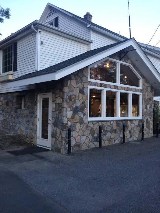 Candlewood Creamery Picture 4
