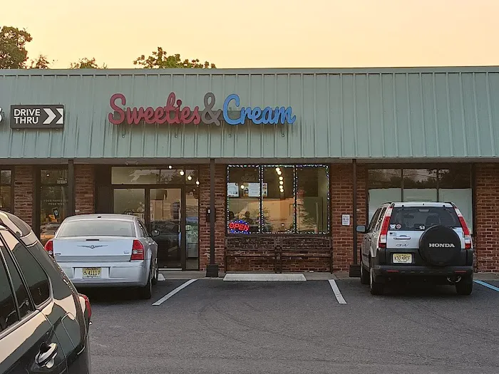 Sweeties & Cream Picture 6
