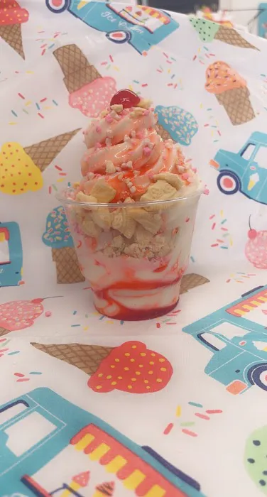 Cool.Breeze Frozen Treats & Eats Picture 5