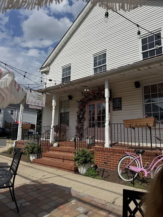 Lexylicious Ice Cream Cafe | New Jersey Picture 4