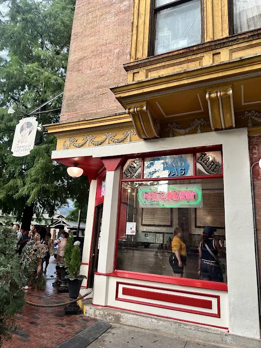 Franklin Ice Cream Bar Picture 6