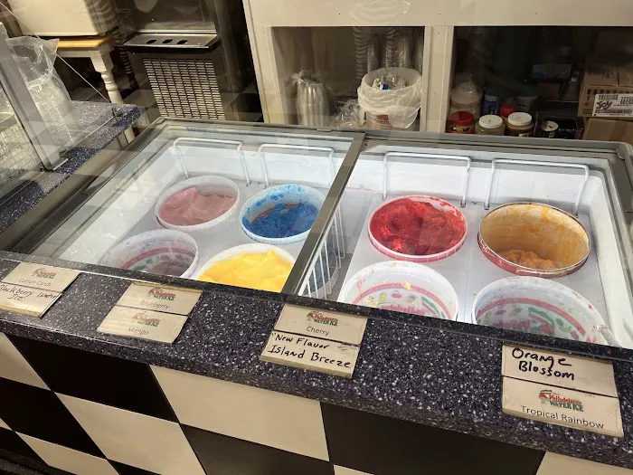 Ice Cream Parlour Picture 8
